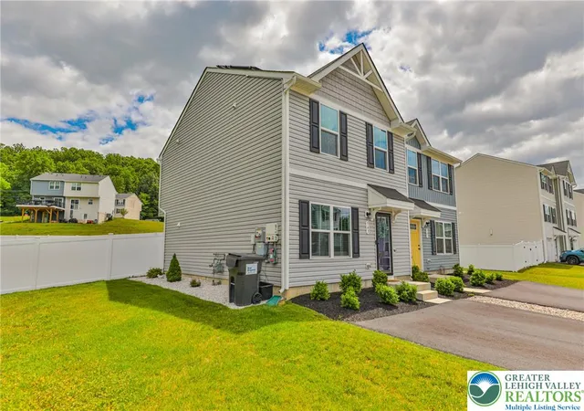 Homes for sale in Allen Twp, PA | 543 Delta Rd, Allen Twp, PA 18067 | MLS# 779059