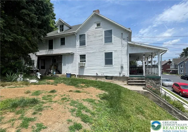 Homes for sale in Fountain Hill, PA | 1043 Jeter Ave, Fountain Hill, PA 18015 | MLS# 778978
