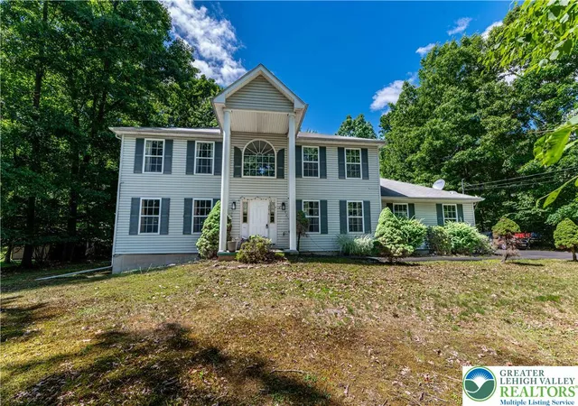 Photo 1 of Sale Pending at 2014 Gorden Ridge Dr, East Stroudsburg, PA 18302 | MLS# 779102 | Listing updated on 2026-06-19