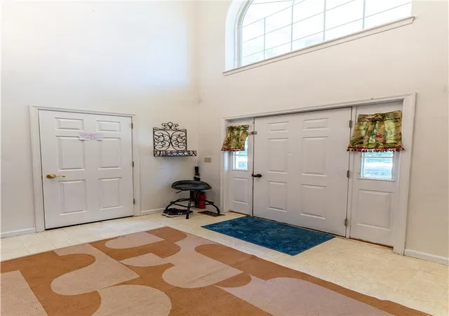 Photo 3 of Sale Pending at 2014 Gorden Ridge Dr, East Stroudsburg, PA 18302 | MLS# 779102 | Listing updated on 2026-06-19