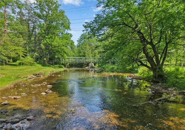 2nd image of 1867 Old Mill Rd, Bethlehem, PA 18015 | MLS# 779092