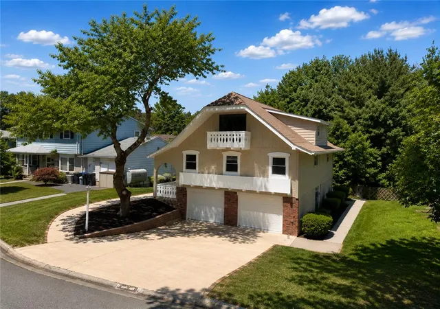 Homes for sale in Salisbury Twp, PA | 1423 Garden Ave, Salisbury Twp, PA 18103 | MLS# 779138