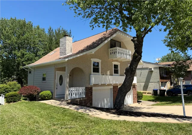 Homes for sale in Salisbury Twp, PA | 1423 Garden Ave, Salisbury Twp, PA 18103 | MLS# 779138