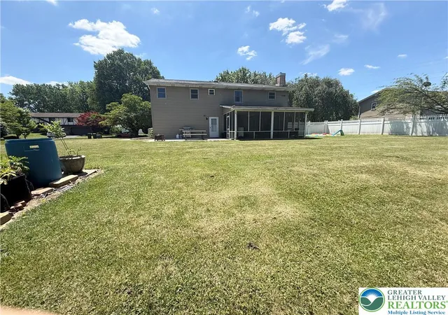 Homes for sale in Bethlehem City, PA | 1150 Claire St, Bethlehem City, PA 18017 | MLS# 779065