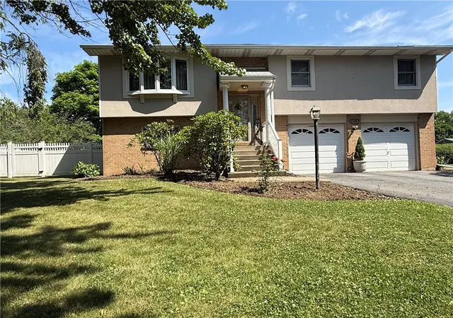Homes for sale in Bethlehem City, PA | 1150 Claire St, Bethlehem City, PA 18017 | MLS# 779065