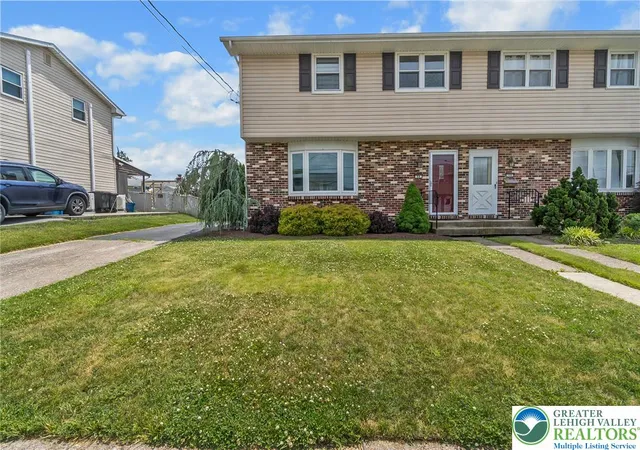 Homes for sale in Northampton Boro, PA | 98 W 26Th St, Northampton Boro, PA 18067 | MLS# 779011