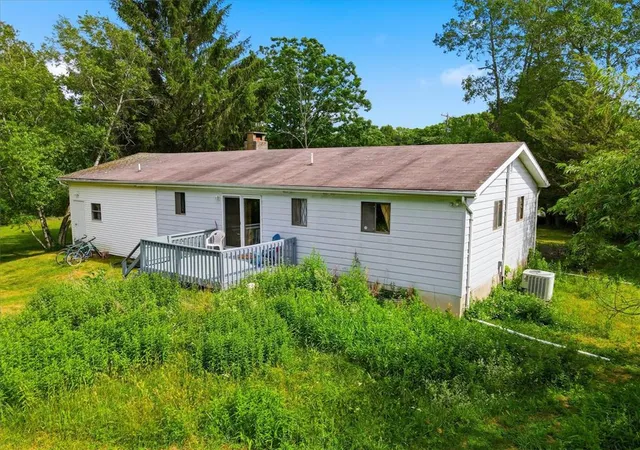 4th image of 2631 Mountain Rd, Jackson Twp, PA 18360 | MLS# 779160