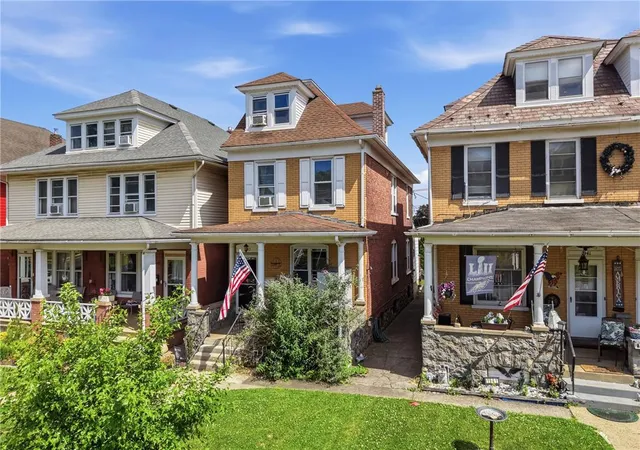 3rd image of 1943 Fairview Ave, Easton, PA 18042 | MLS# 778734
