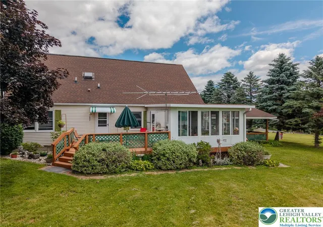 Homes for sale in Washington Twp, PA | 40 Locke Heights Rd, Washington Twp, PA 18013 | MLS# 779200