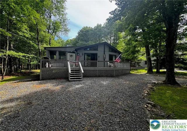 Photo 2 of Sale Pending at 33 Eliot Ln, Albrightsville, PA 18210 | MLS# 779154 | Listing updated on 2026-06-22