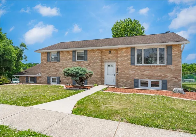 Homes for sale in Whitehall Twp, PA | 3036 S 6Th Ave, Whitehall Twp, PA 18052 | MLS# 779208