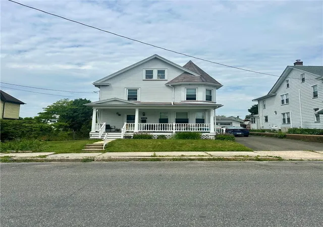Homes for sale in Lehighton Boro, PA | 130 7Th St, Lehighton Boro, PA 18235 | MLS# 779097