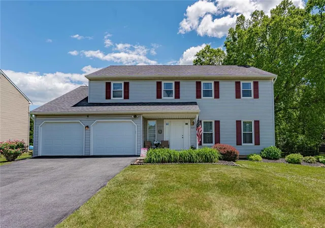 Homes for sale in Lower Macungie Twp, PA | 3251 Sequoia Dr, Lower Macungie Twp, PA 18062 | MLS# 778838