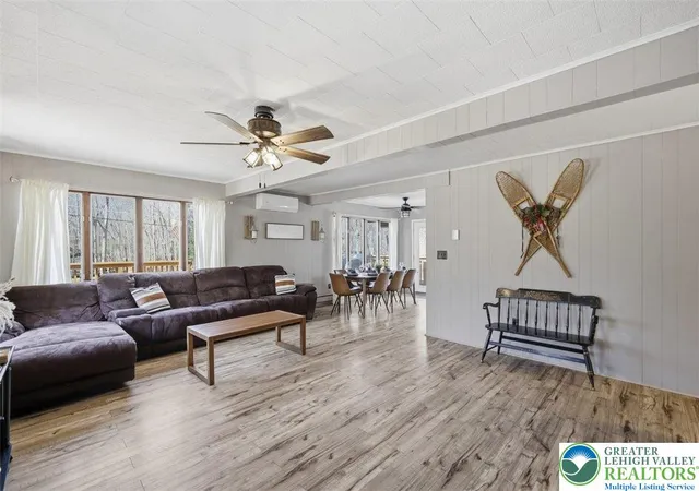 4th image of 240 Keats Ln, Albrightsville, PA 18210 | MLS# 779105