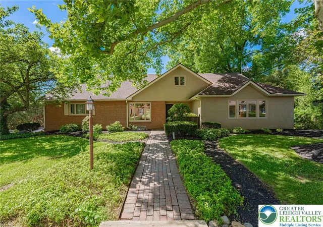 Homes for sale in South Whitehall Twp, PA | 3608 Highland St, South Whitehall Twp, PA 18104 | MLS# 779157