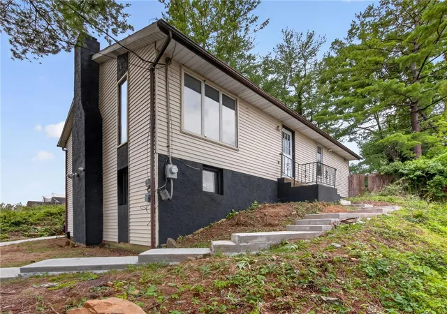 Homes for sale in Allentown City, PA | 1234 Lumber St, Allentown City, PA 18103 | MLS# 779219