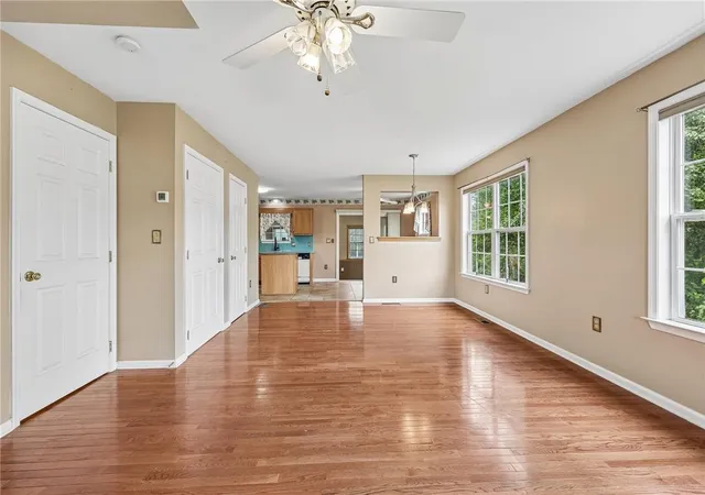 5th image of 50 Crown Dr, Easton, PA 18040 | MLS# 778772