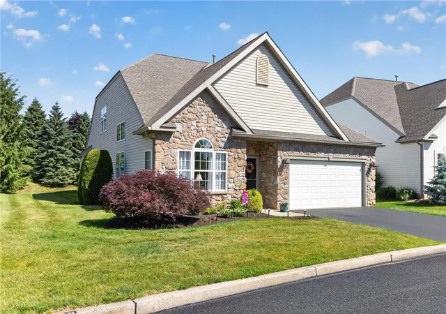 2nd image of 6616 Blue Heather Ct, Macungie, PA 18062 | MLS# 779201