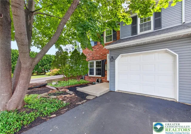 Homes for sale in Macungie, PA | 239 Village Walk Dr, Macungie, PA 18062 | MLS# 779124
