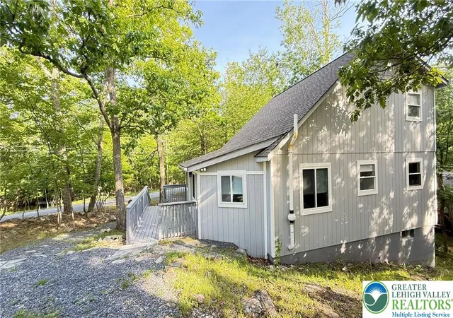Homes for sale in Lehman Twp, PA | 117 Clifton Dr, Lehman Twp, PA 18324 | MLS# 779265