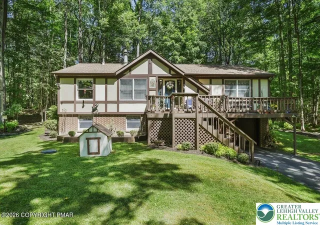 Photo 1 of Single family home for sale at 137 Outer Dr, Pocono Lake, PA 18347 | MLS# 779277 | Listing updated on 2026-07-22