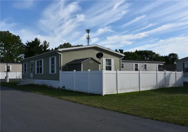 Homes for sale in Upper Macungie Twp, PA | 7424 Marquis Dr, Upper Macungie Twp, PA 18087 | MLS# 779313