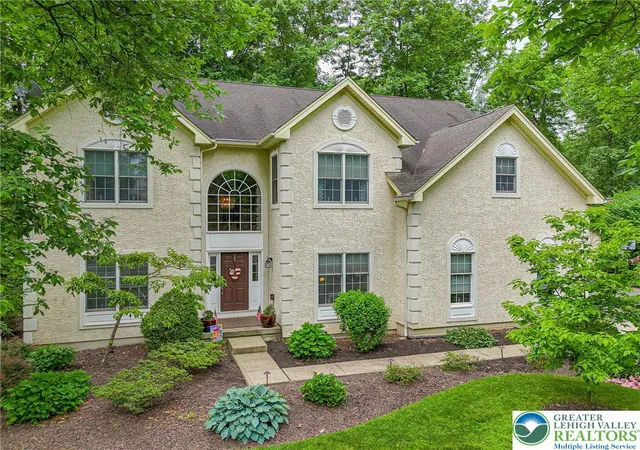 Homes for sale in Bethlehem Twp, PA | 4201 Anthony Dr, Bethlehem Twp, PA 18020 | MLS# 778474