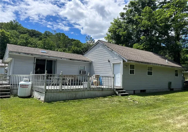 Homes for sale in Upper Mt Bethel Twp, PA | 625 Slateford Rd, Upper Mt Bethel Twp, PA 18343 | MLS# 778894