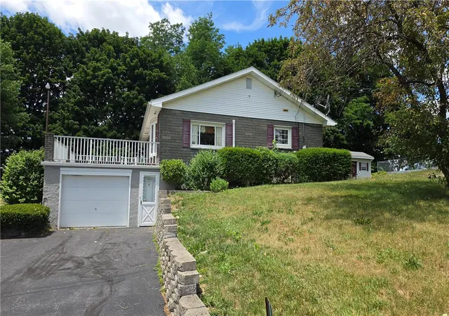 Homes for sale in Bushkill Twp, PA | 1237 Keller Rd, Bushkill Twp, PA 18091 | MLS# 779274