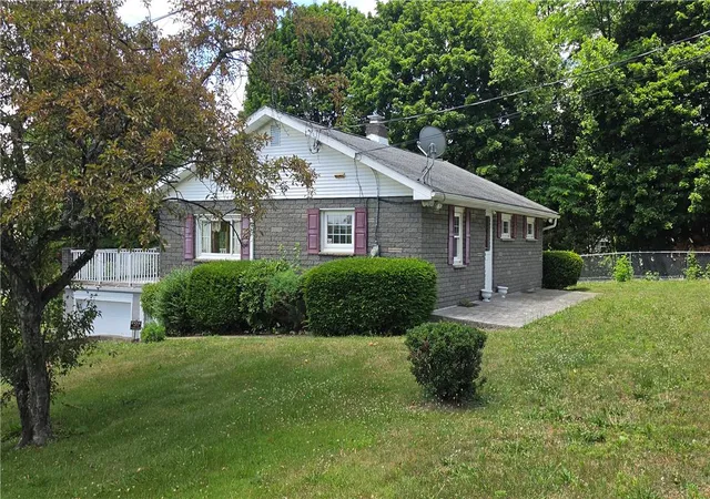 Homes for sale in Bushkill Twp, PA | 1237 Keller Rd, Bushkill Twp, PA 18091 | MLS# 779274