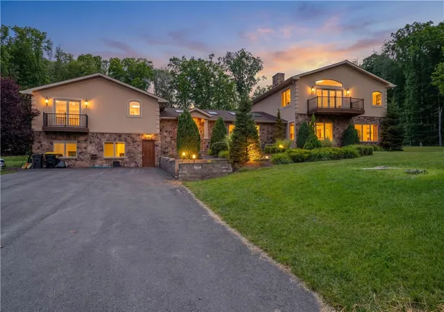 2nd image of 374 Packer Dr, Weatherly, PA 18255 | MLS# 779306
