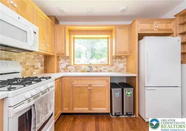 Homes for sale in Lower Saucon Twp, PA | 1815 Leithsville Rd, Lower Saucon Twp, PA 18055 | MLS# 779345