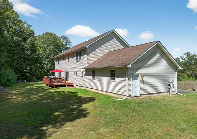 Homes for sale in Lehman Twp, PA | 108 Peace Falls Rd, Lehman Twp, PA 18302 | MLS# 779324