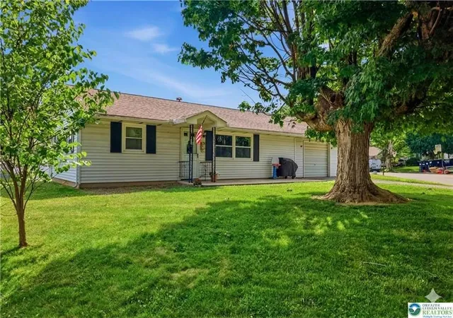 Homes for sale in Upper Nazareth Twp, PA | 65 Seyfried Ave, Upper Nazareth Twp, PA 18064 | MLS# 779086