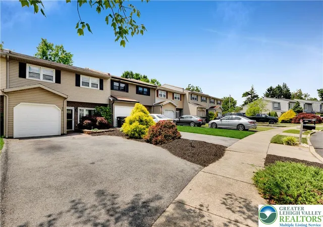 Photo 3 of Sale Pending at 324 Tamarack Dr, Allentown, PA 18104 | MLS# 779090 | Listing updated on 2026-06-29