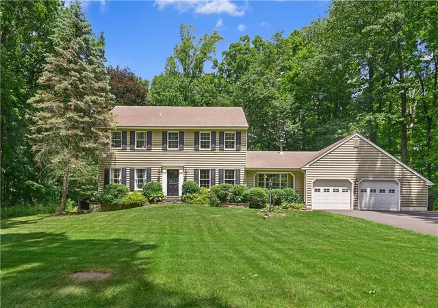 Homes for sale in Springfield Twp, PA | 2763 Township Rd, Springfield Twp, PA 18077 | MLS# 779365