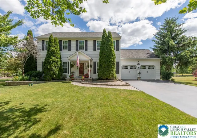 Homes for sale in Richland Twp, PA | 2213 Claymont Dr, Richland Twp, PA 18951 | MLS# 779442