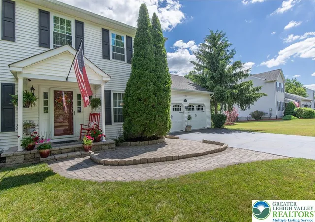 Homes for sale in Richland Twp, PA | 2213 Claymont Dr, Richland Twp, PA 18951 | MLS# 779442