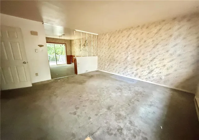 Photo 4 of Single family home for sale at 7 W Pittston St, Allentown, PA 18103 | MLS# 779470 | Listing updated on 2026-08-28