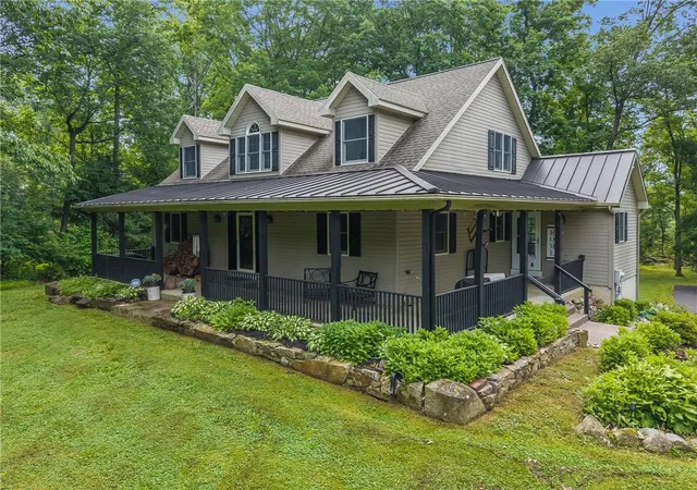 Homes for sale in Williams Twp, PA | 465 Raubsville Rd, Williams Twp, PA 18042 | MLS# 778993