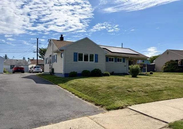 Photo 3 of Sale Pending at 1922 Aripine Ave, Bethlehem, PA 18018 | MLS# 779498 | Listing updated on 2026-06-30