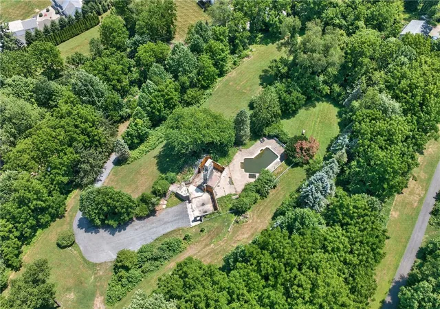 Photo 3 of Sale Pending at 4956 Chestnut Hl Rd, Center Valley, PA 18034 | MLS# 779071 | Listing updated on 2026-10-05