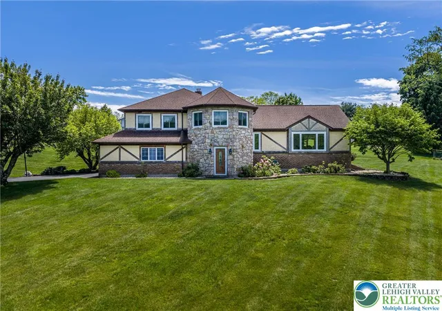 Photo 1 of Single family home for sale at 947 Tamenend Rd, Bath, PA 18014 | MLS# 779516 | Listing updated on 2026-08-28
