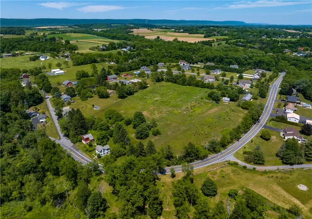22nd image of 2530 5th St, Bath, PA 18014 | MLS# 779431