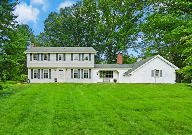 Homes for sale in Lower Saucon Twp, PA | 1501 Colesville Rd, Lower Saucon Twp, PA 18015 | MLS# 779440