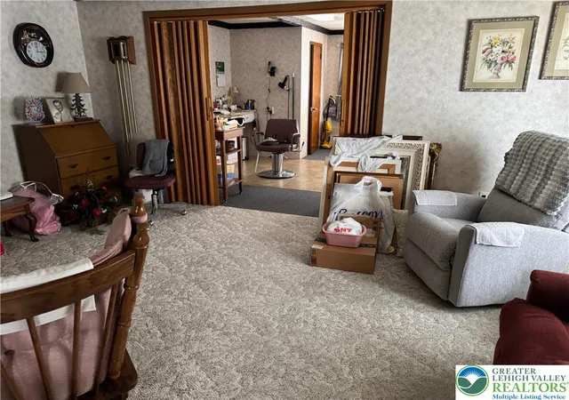 Homes for sale in Lehighton Boro, PA | 137 N 3Rd St, Lehighton Boro, PA 18235 | MLS# 779413
