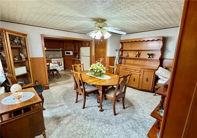 Homes for sale in Lehighton Boro, PA | 137 N 3Rd St, Lehighton Boro, PA 18235 | MLS# 779413
