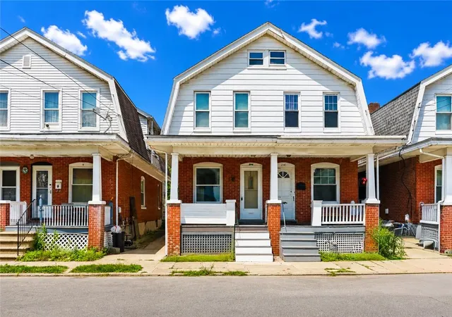 Homes for sale in Wilson Boro, PA | 2143 Hay St, Wilson Boro, PA 18042 | MLS# 779494
