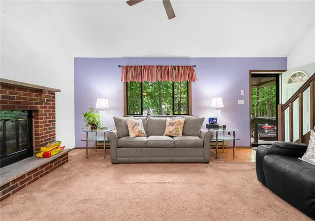 3rd image of 222 Powderhorn Rd, Paradise Twp, PA 18332 | MLS# 779572