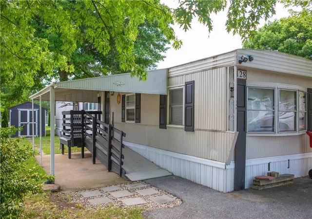 3rd image of 128 Concord Dr, Hereford, PA 18056 | MLS# 779573